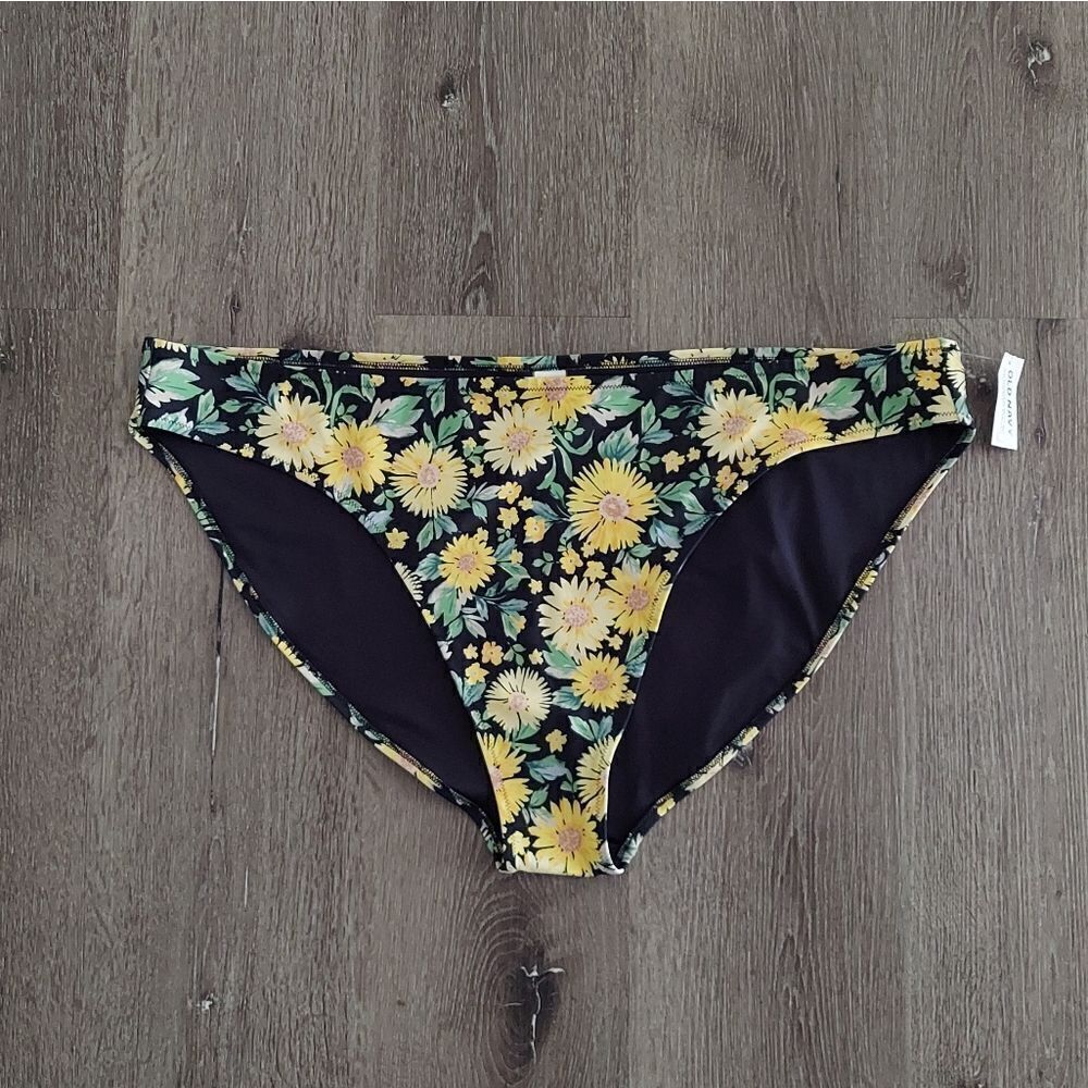 New Old Navy Sunflower Bikini Bottoms Size 3X